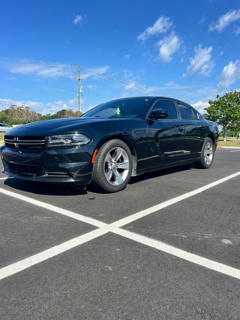 2015 Dodge Charger SE photo