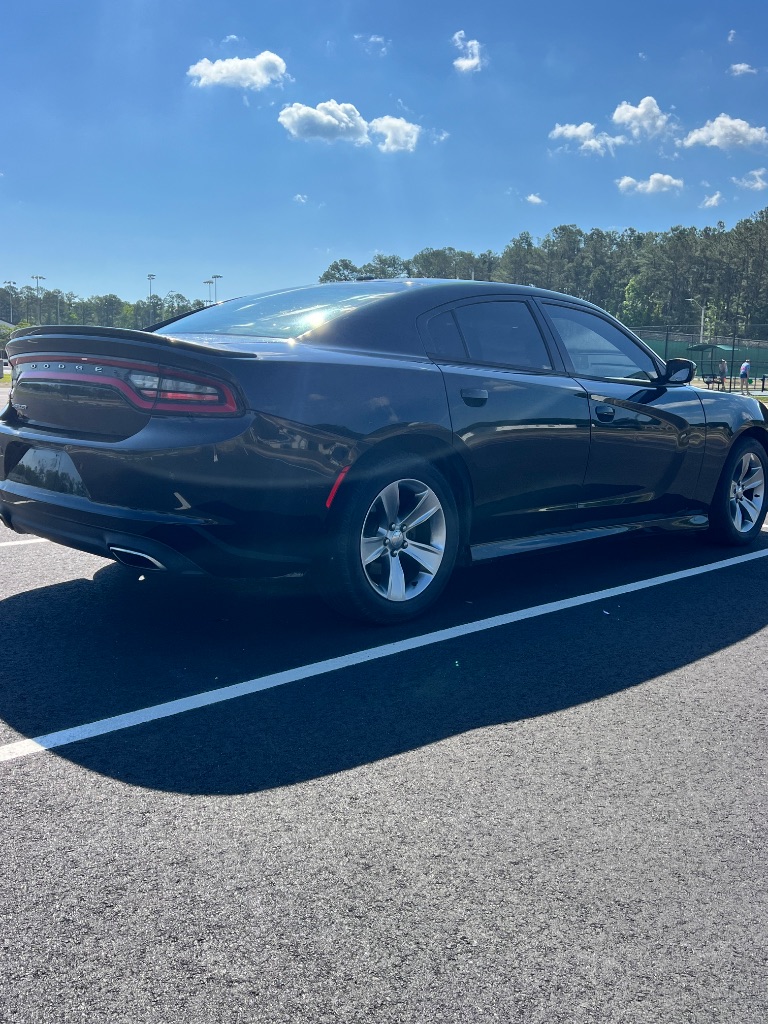 2015 Dodge Charger SE photo