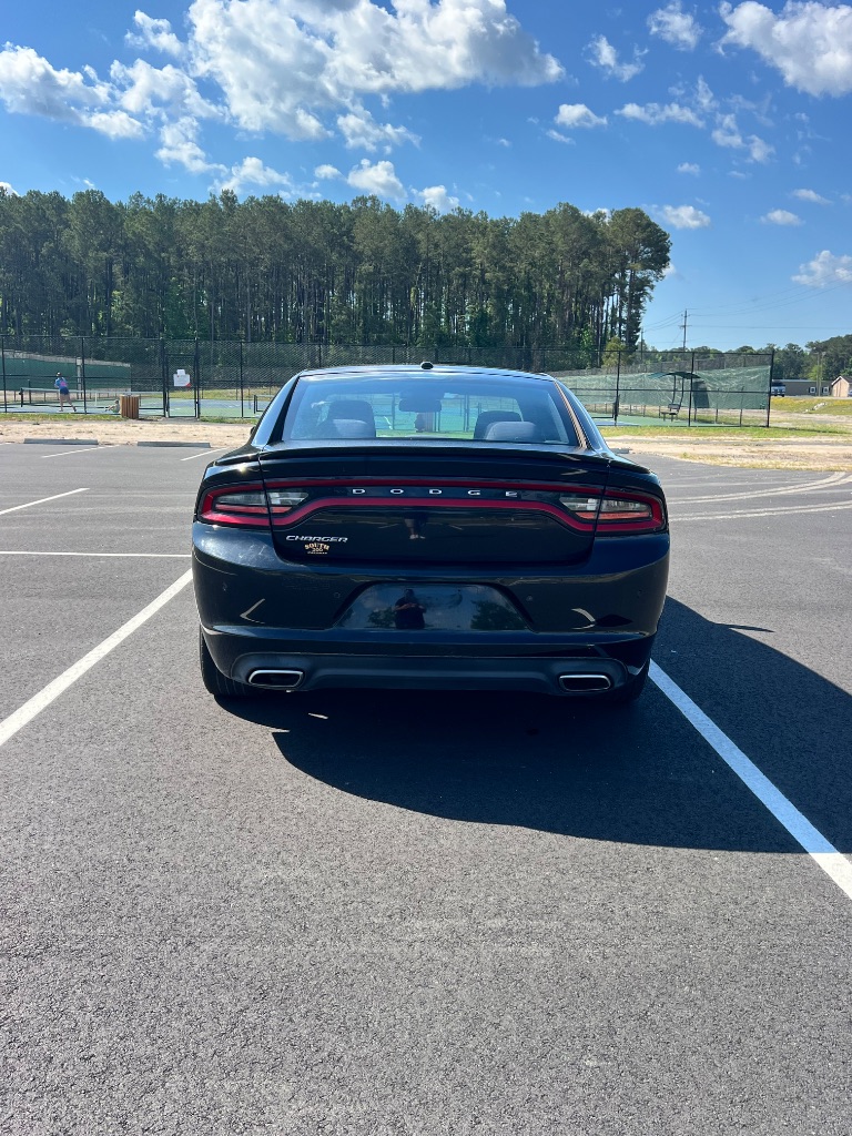2015 Dodge Charger SE photo