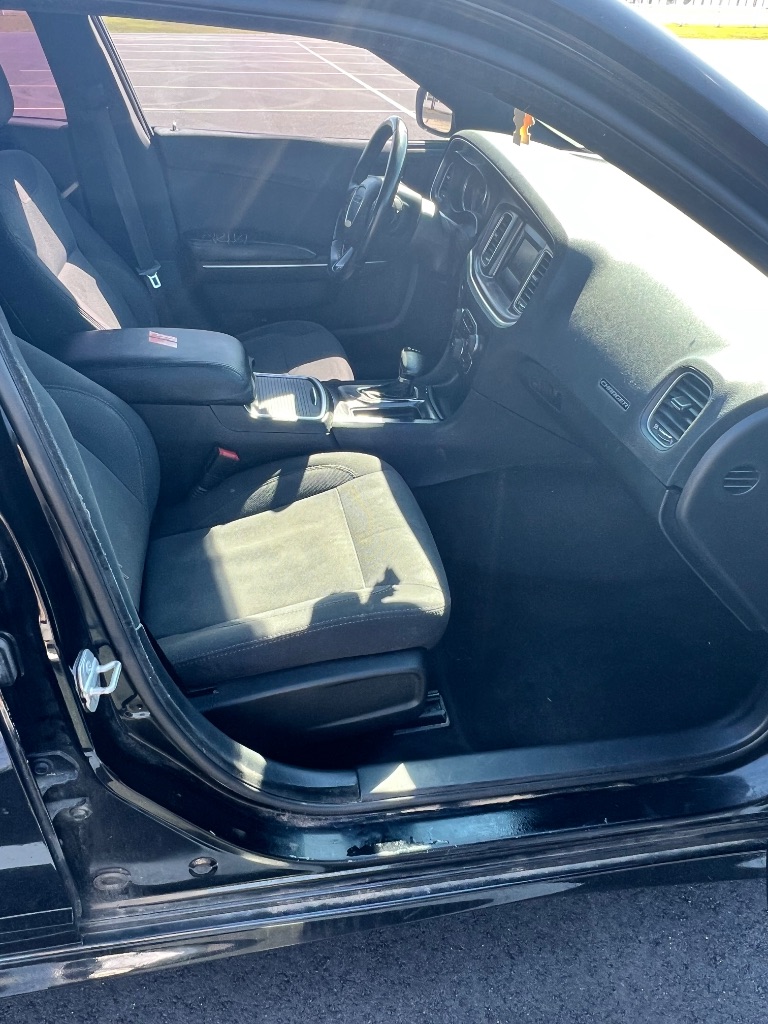 2015 Dodge Charger SE photo