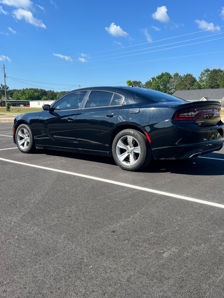 2015 Dodge Charger SE photo