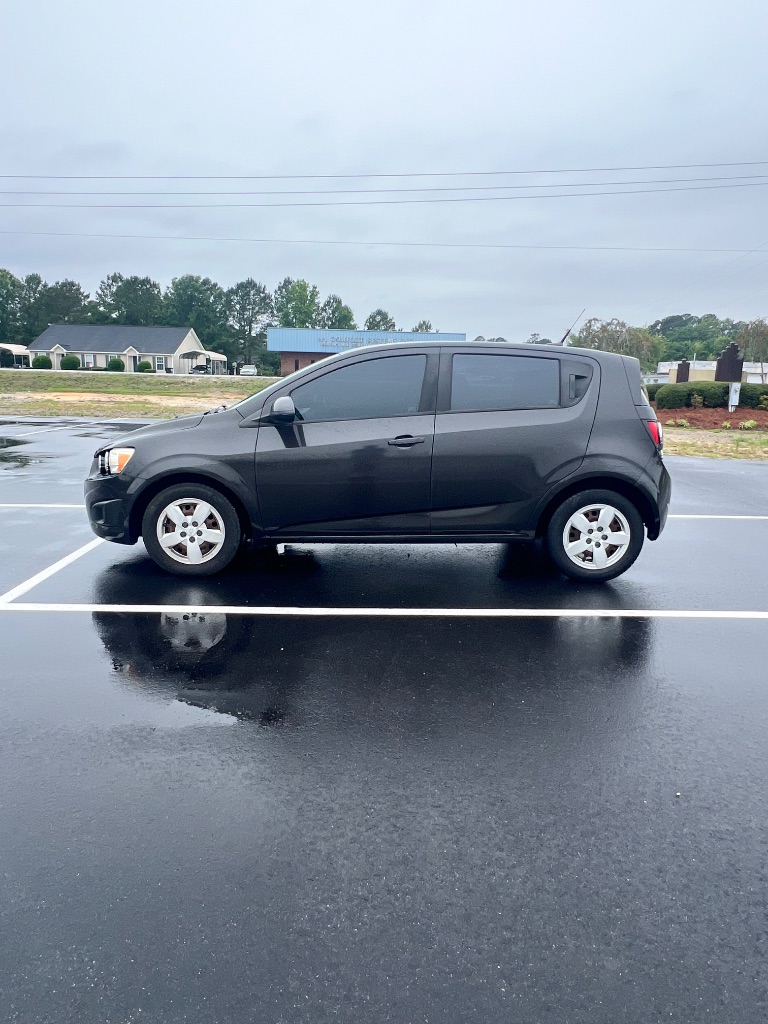 2013 Chevrolet Sonic LS Auto photo