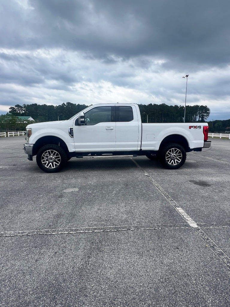 2018 Ford F250sd Lariat photo