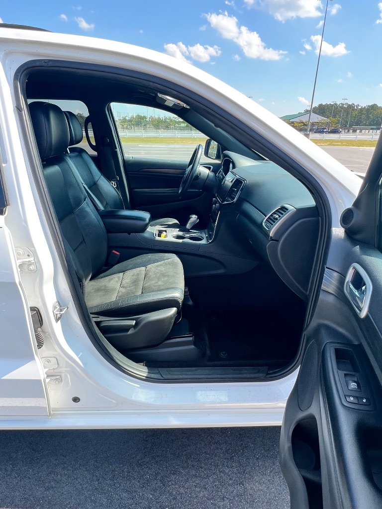 2019 Jeep Cherokee - $16,999