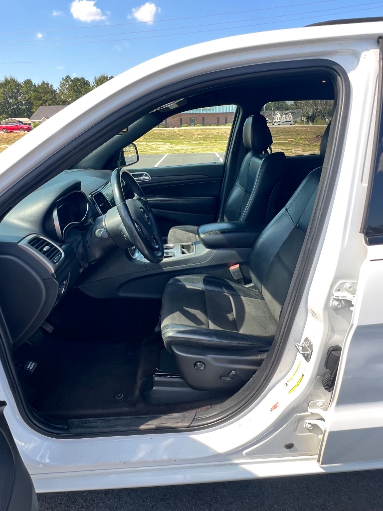 2019 Jeep Cherokee - $16,999