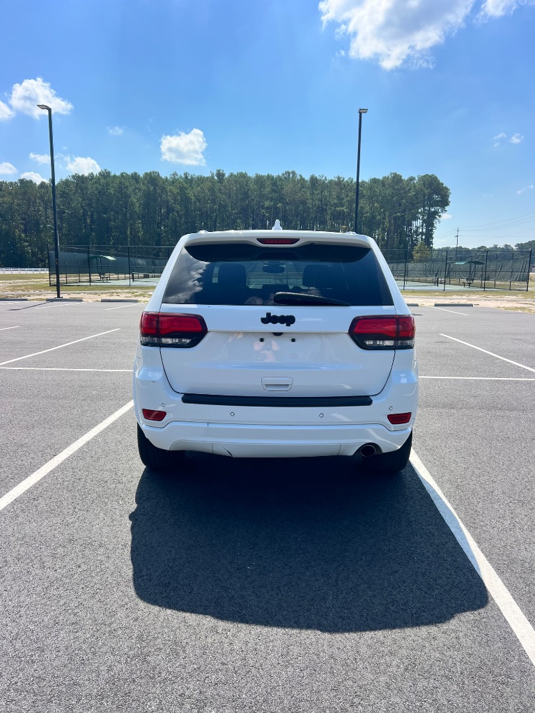 2019 Jeep Cherokee - $16,999