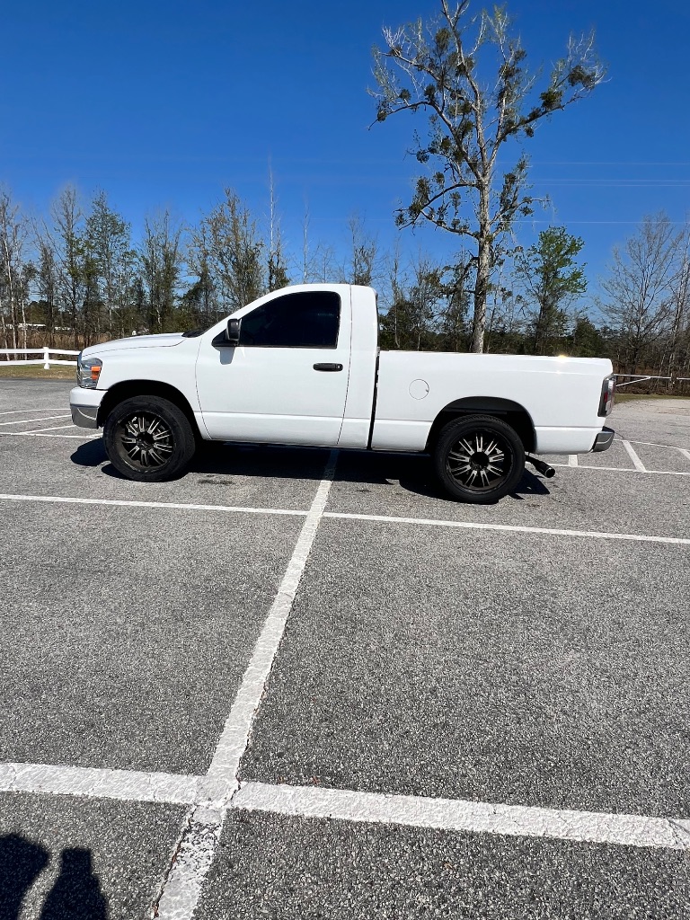 2008 Dodge Ram 1500 - $7,999