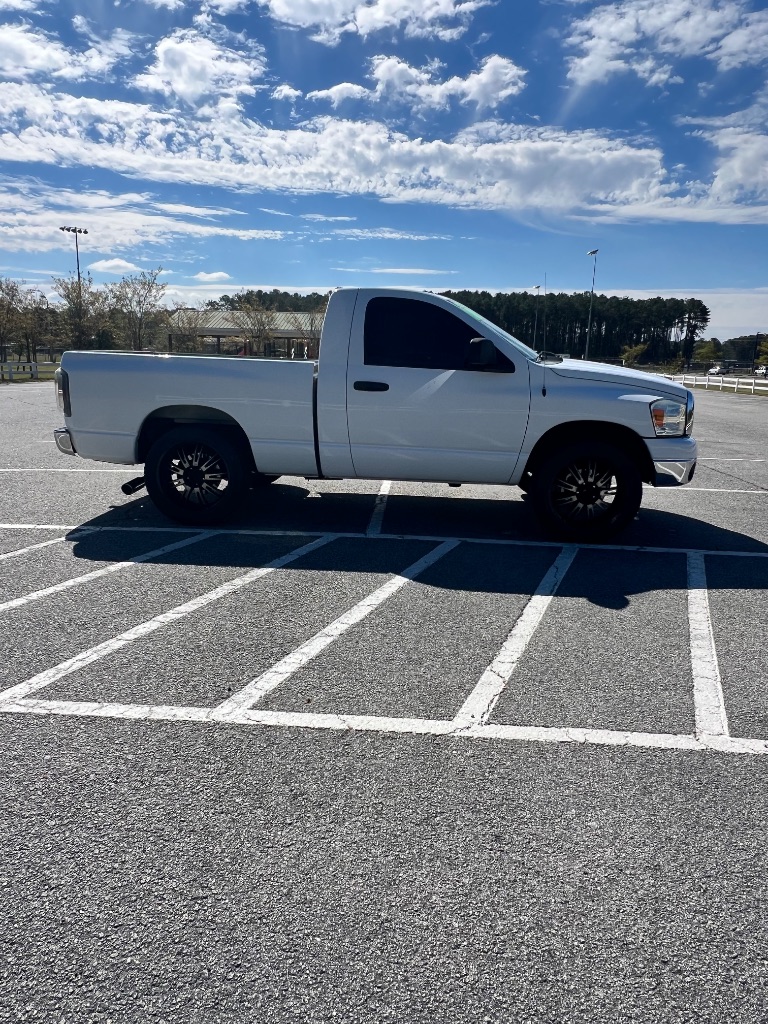2008 Dodge Ram 1500 - $7,999