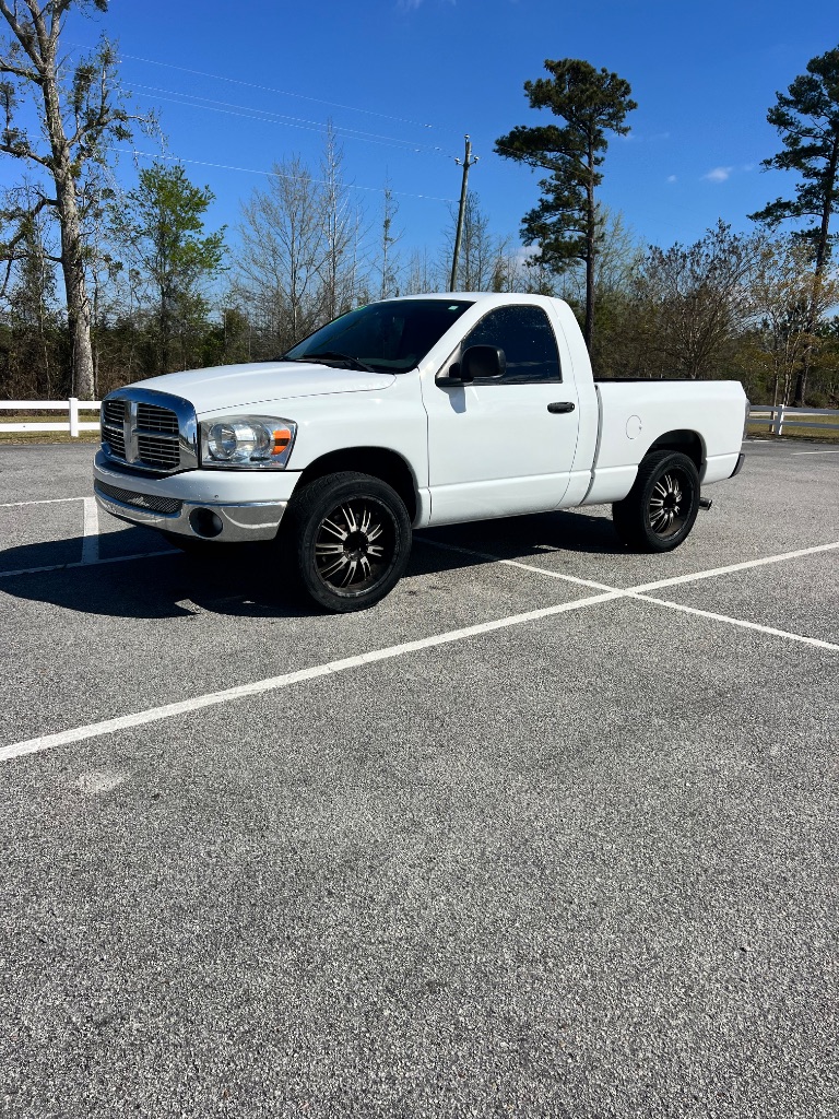 2008 Dodge Ram 1500 - $7,999