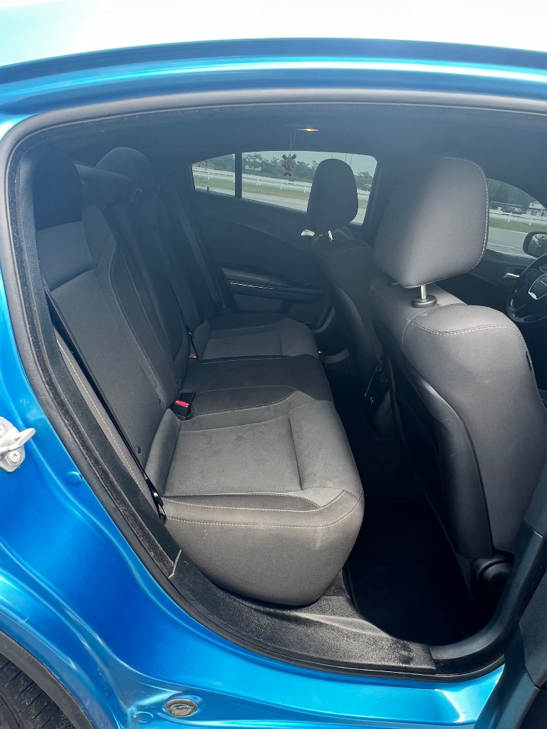 2018 Dodge Charger - $17,499