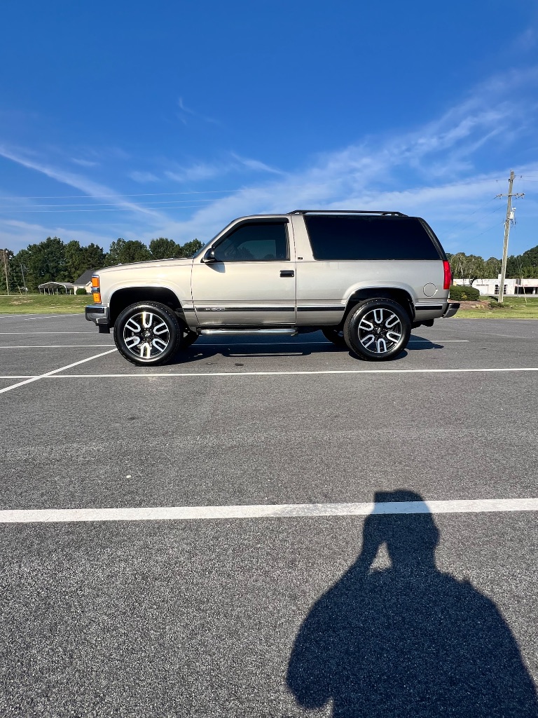 1999 Chevrolet Tahoe - $15,000