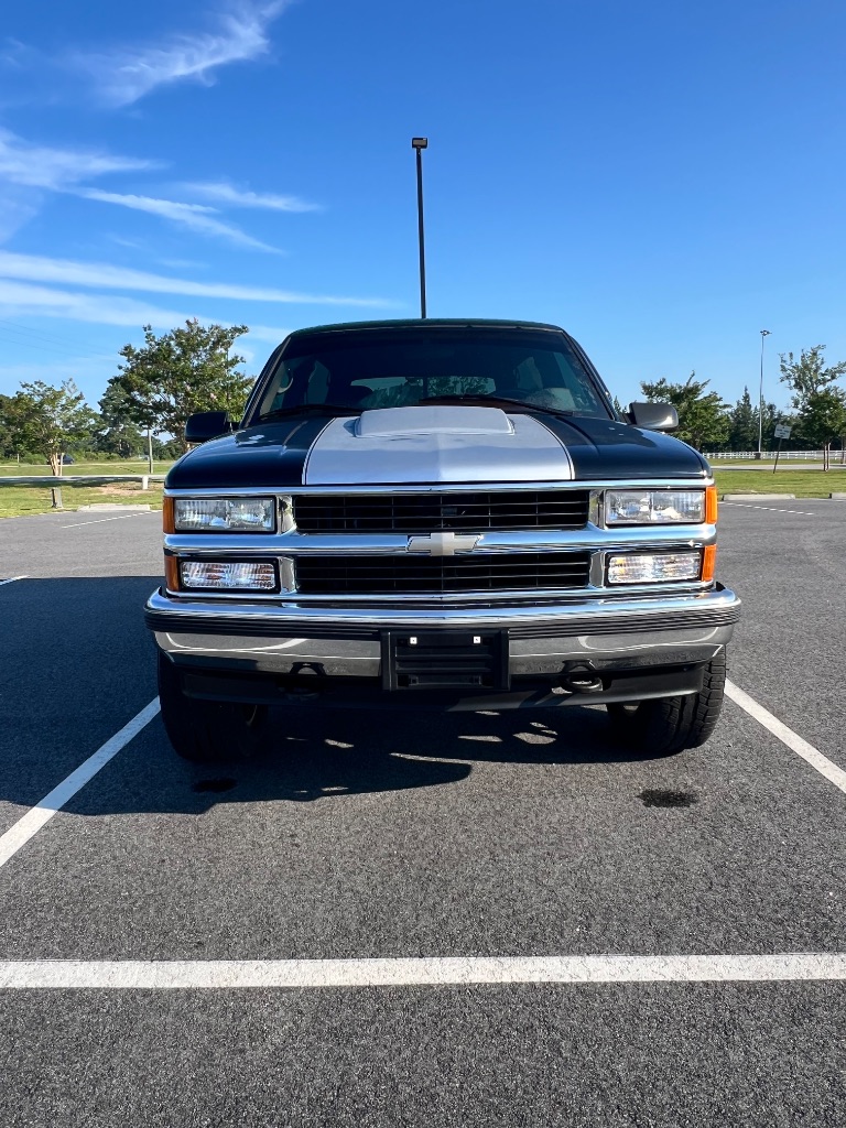 1995 Chevrolet Tahoe - $14,999