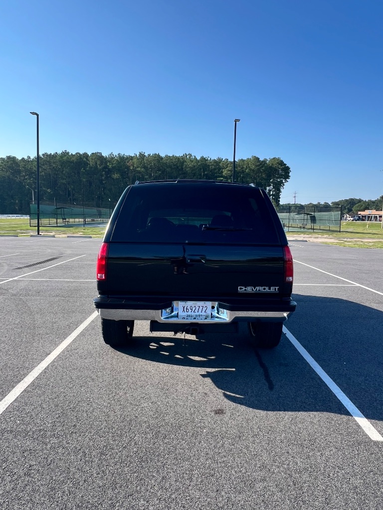 1995 Chevrolet Tahoe - $14,999