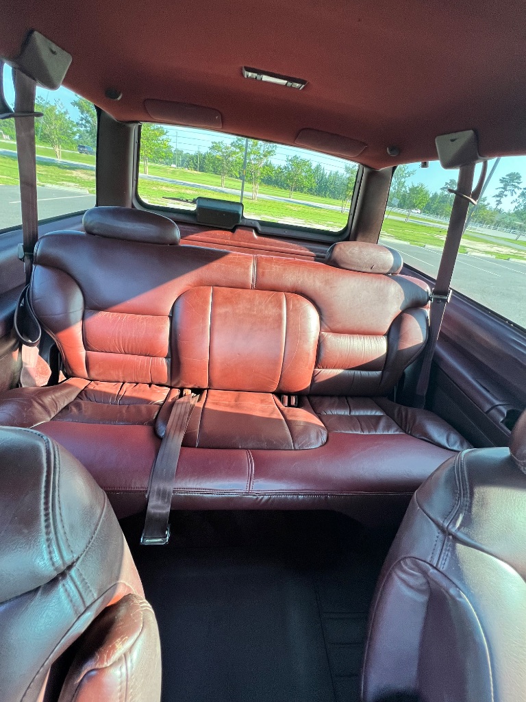 1995 Chevrolet Tahoe - $14,999