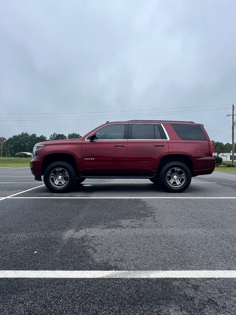2019 Chevrolet Tahoe - $27,999