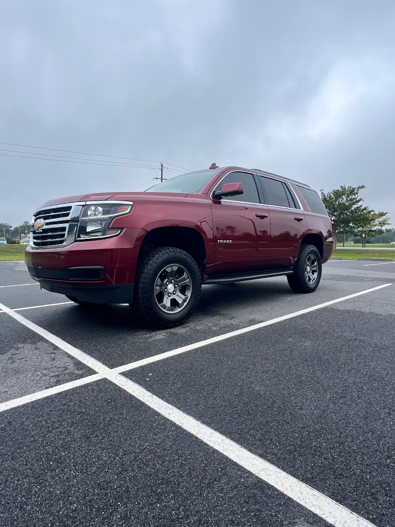2019 Chevrolet Tahoe - $27,999