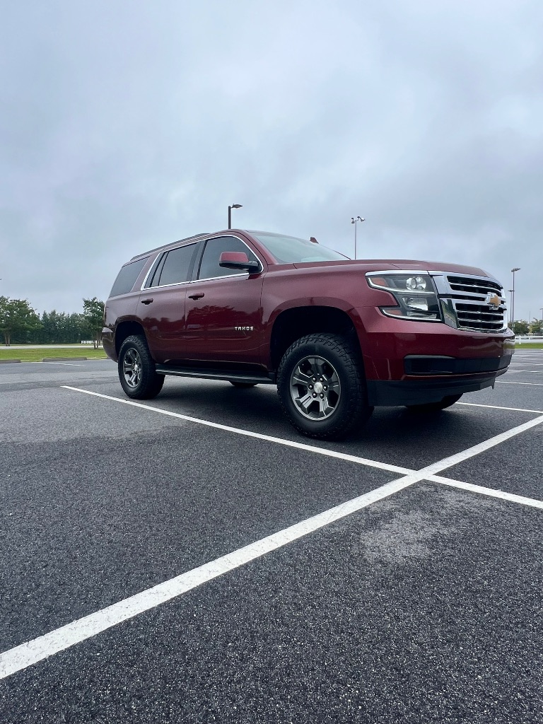 2019 Chevrolet Tahoe - $27,999