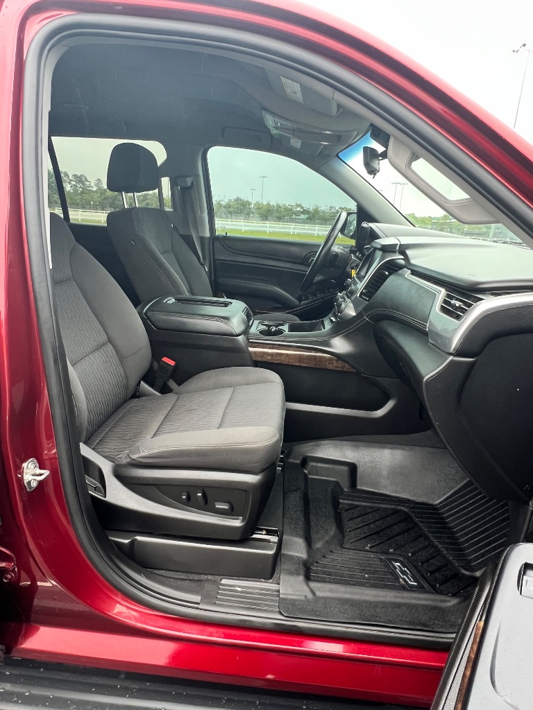 2019 Chevrolet Tahoe - $27,999
