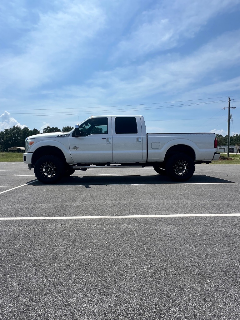 2016 Ford F-250 - $29,999