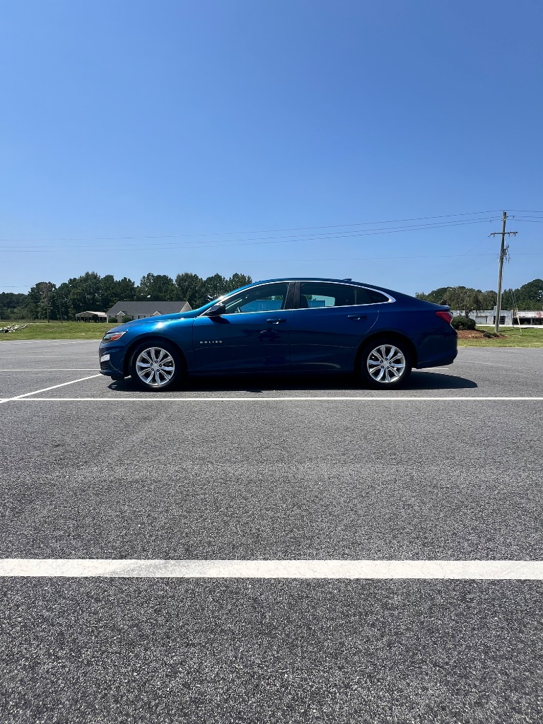 2019 Chevrolet Malibu - $10,999