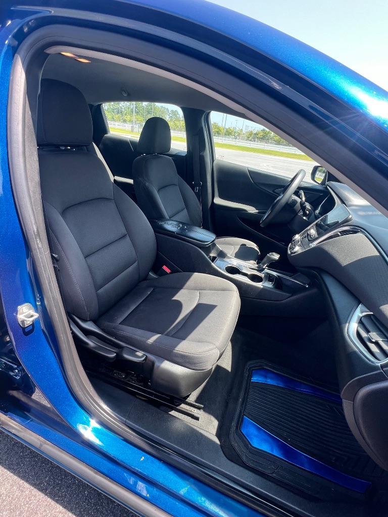 2019 Chevrolet Malibu - $10,999