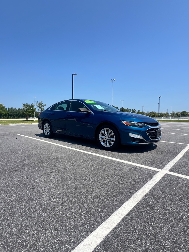 2019 Chevrolet Malibu - $10,999