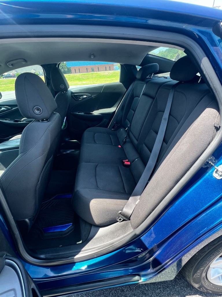 2019 Chevrolet Malibu - $10,999