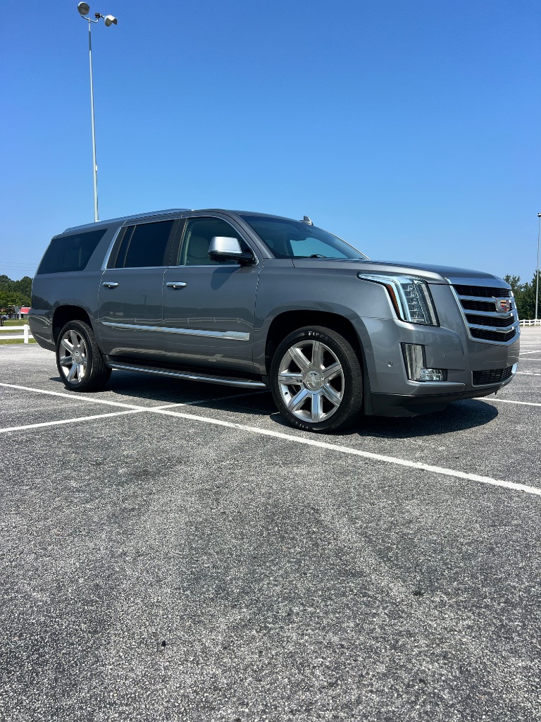 2020 Cadillac Escalade - $27,999