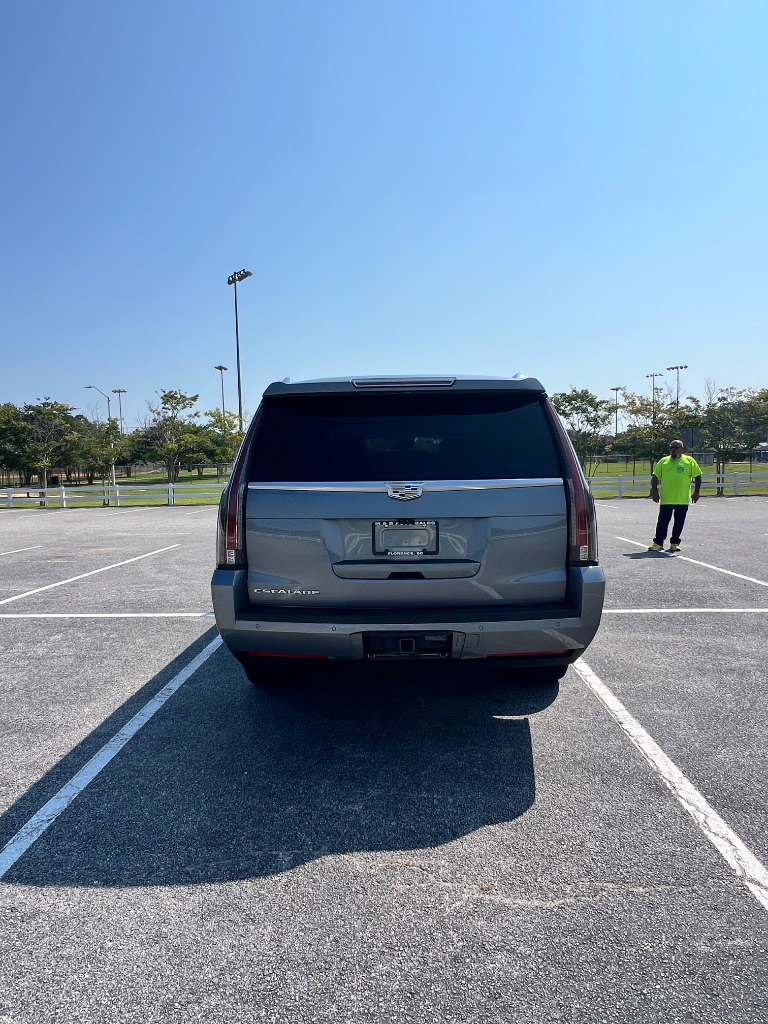 2020 Cadillac Escalade - $27,999