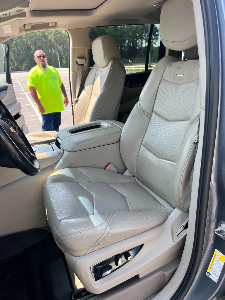 2020 Cadillac Escalade - $27,999