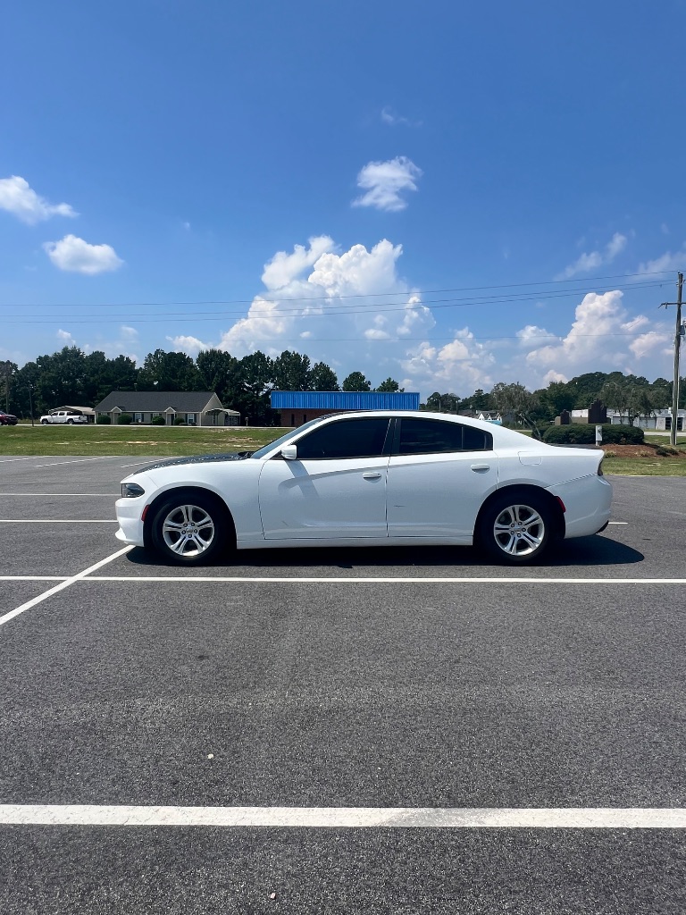 2019 Dodge Charger - $15,999