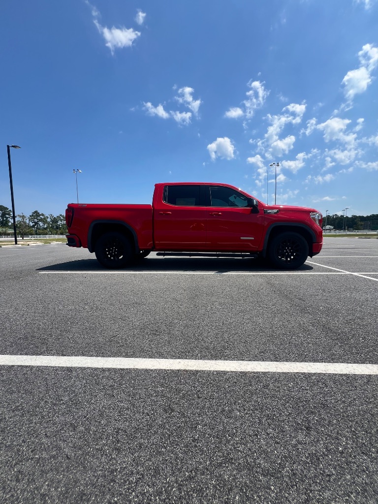 2020 GMC Sierra - $32,999