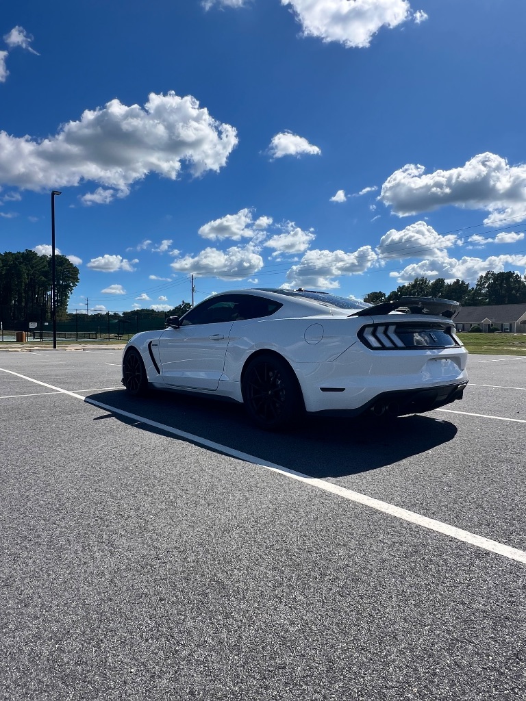 2016 Ford Mustang - $34,999