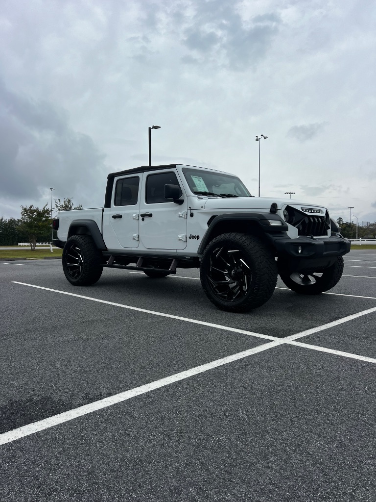 2020 Jeep Gladiator - $21,599