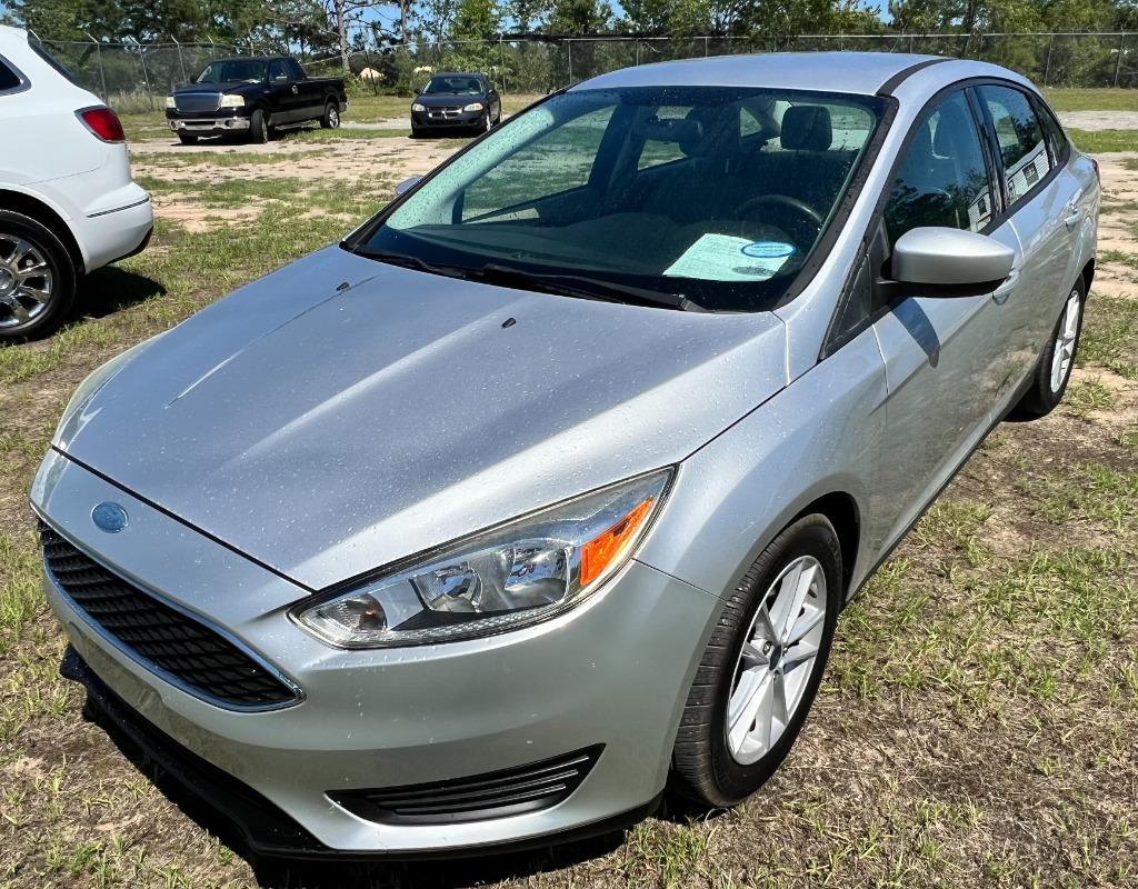 2018 Ford Focus SE photo