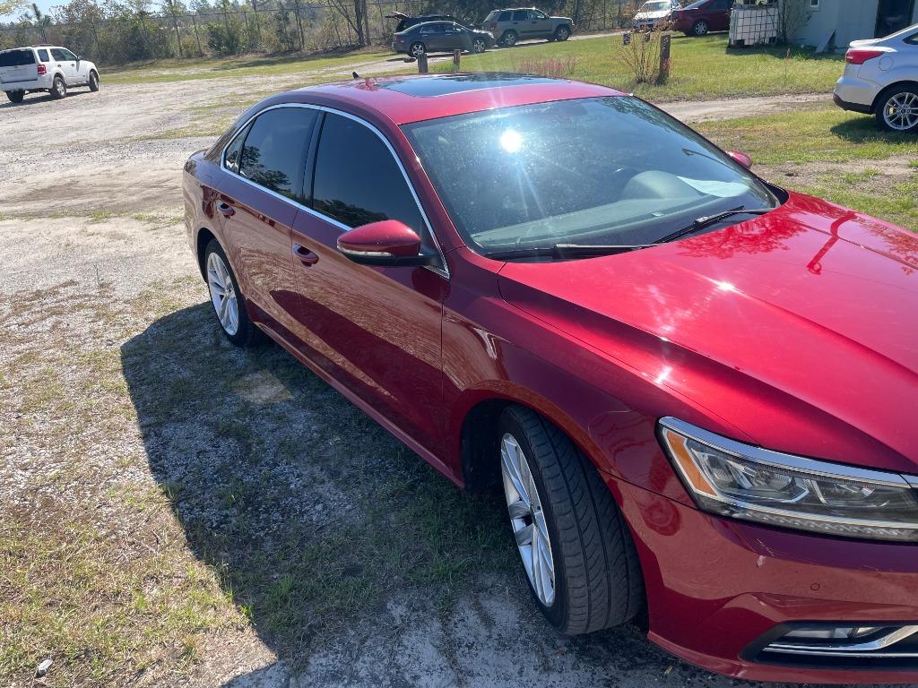 2018 Volkswagen Passat - $11,900