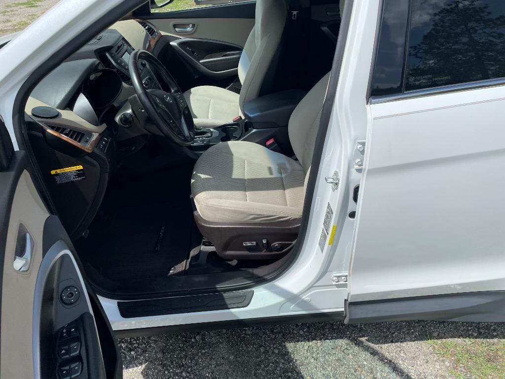 2014 Hyundai Santa Fe Sport - $9,650
