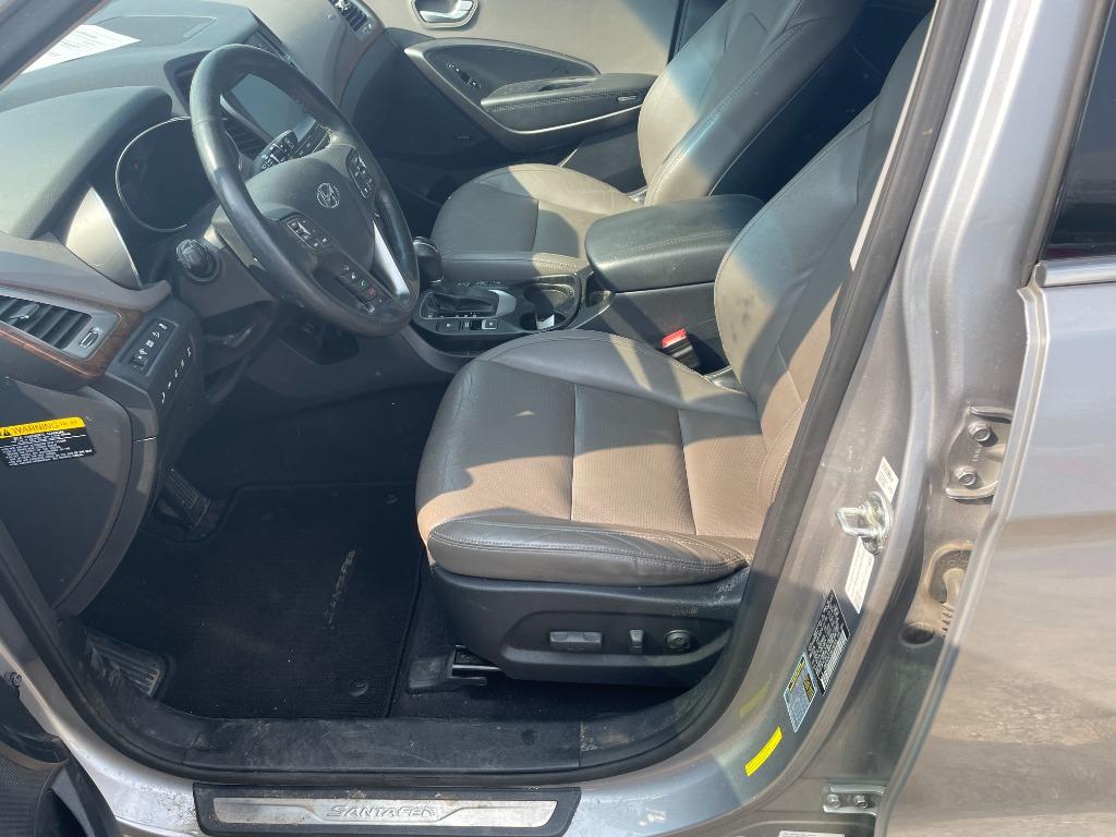 2017 Hyundai Santa Fe - $8,995