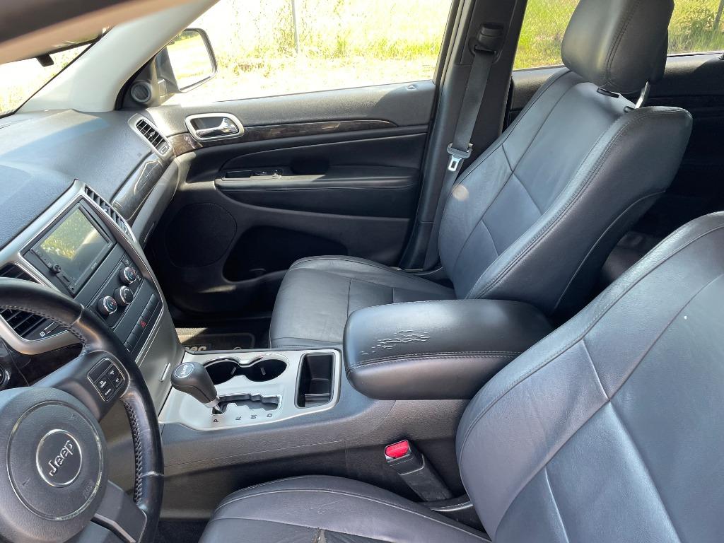 2012 Jeep Cherokee - $8,100