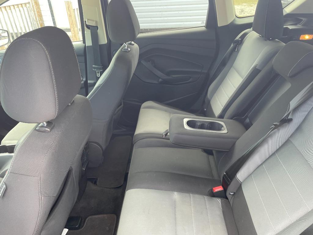2016 Ford Escape - $7,225