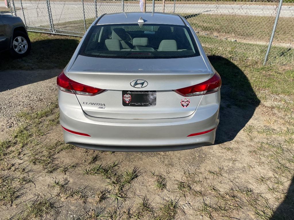 2018 Hyundai Elantra - $8,299