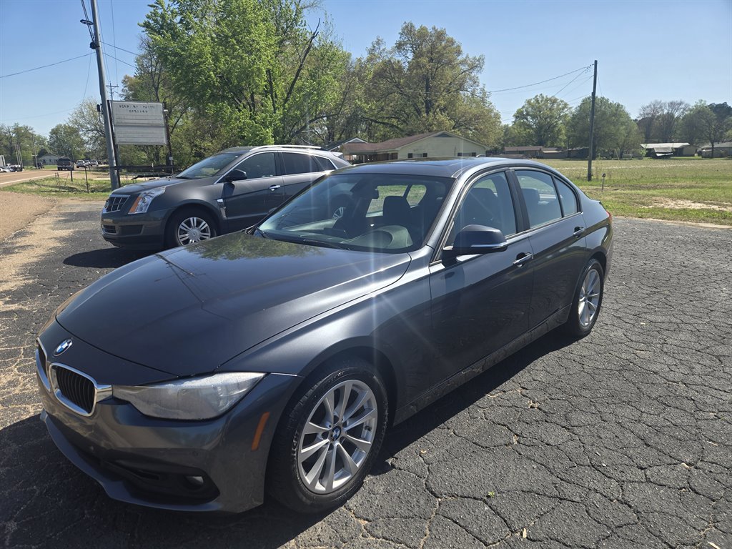 2016 BMW 3-Series 320i photo