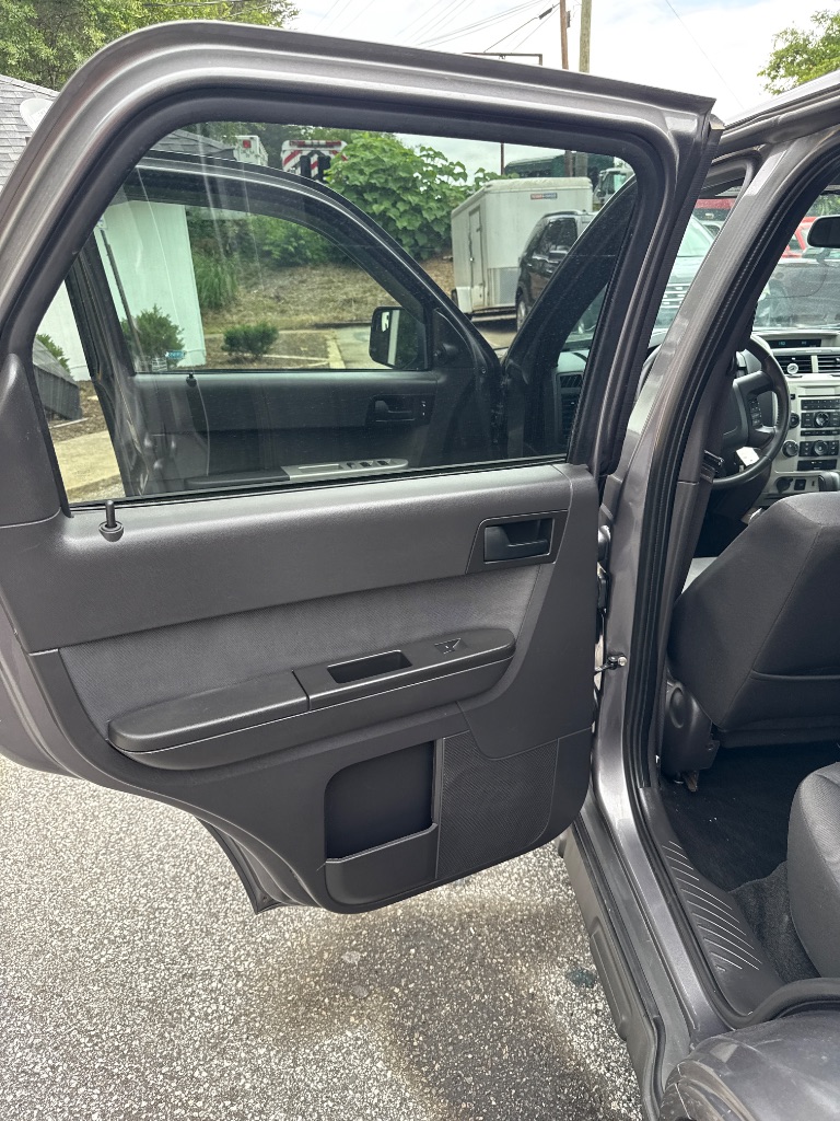 2011 Ford Escape XLT photo