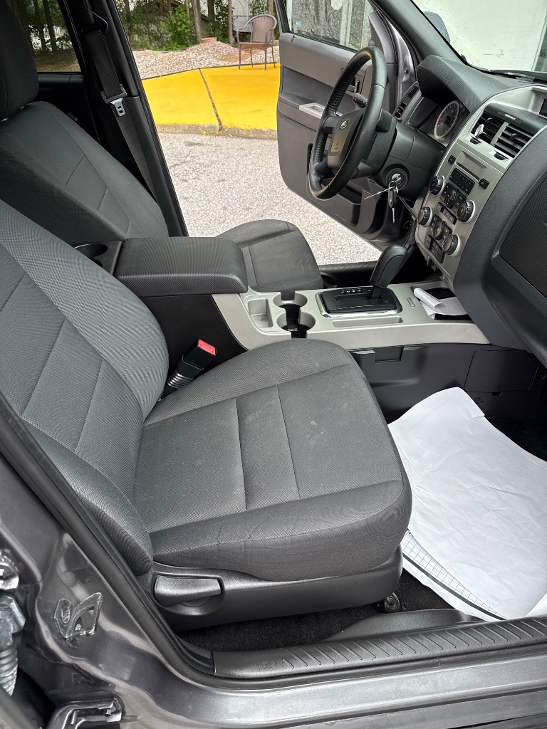 2011 Ford Escape XLT photo