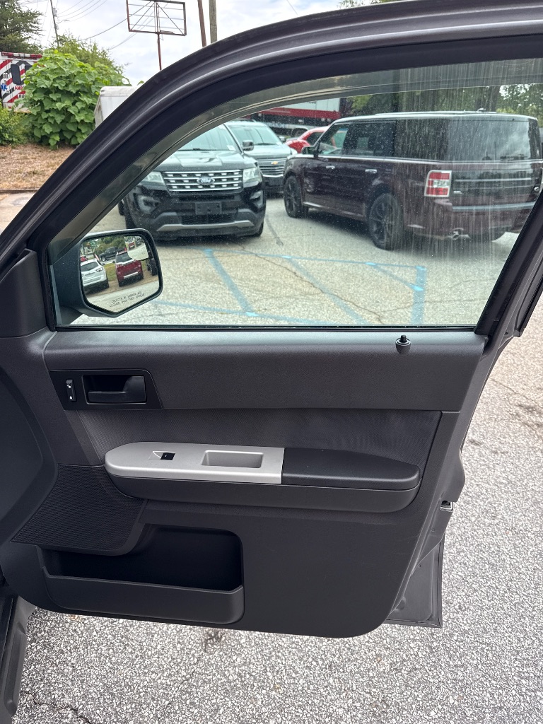 2011 Ford Escape XLT photo
