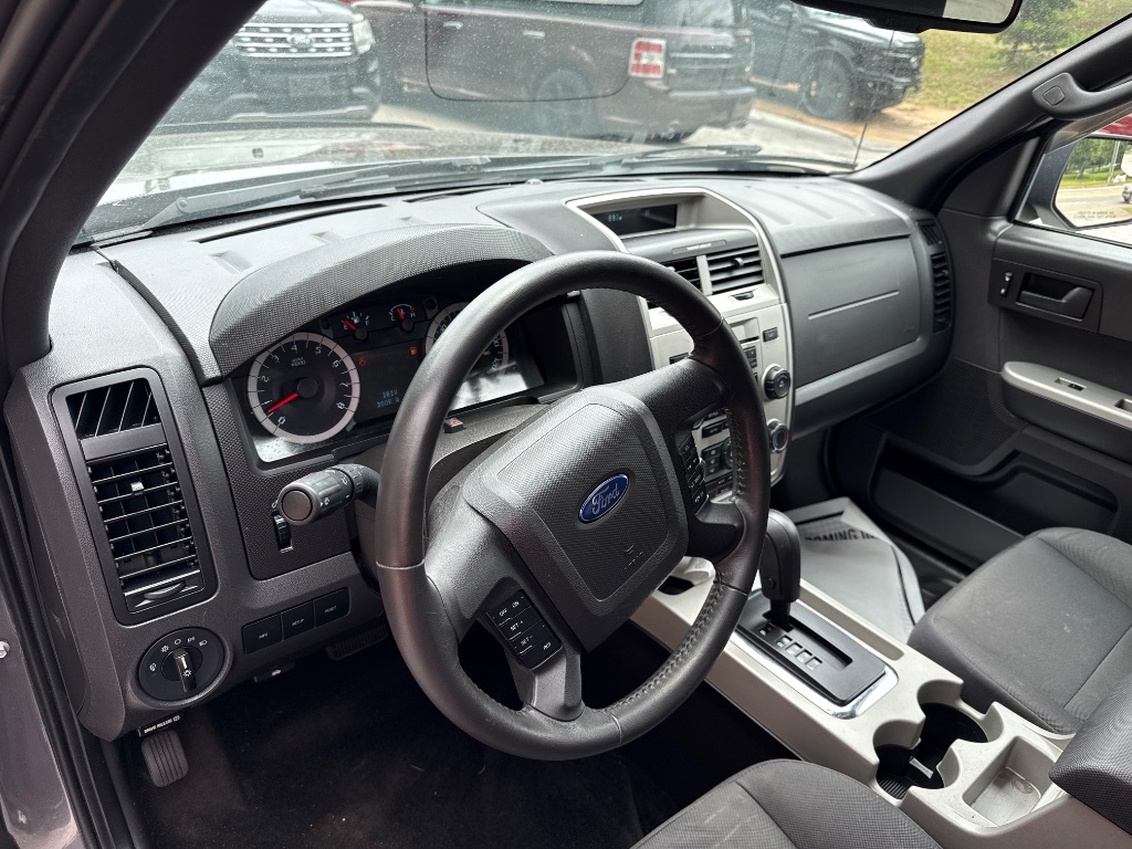 2011 Ford Escape XLT photo