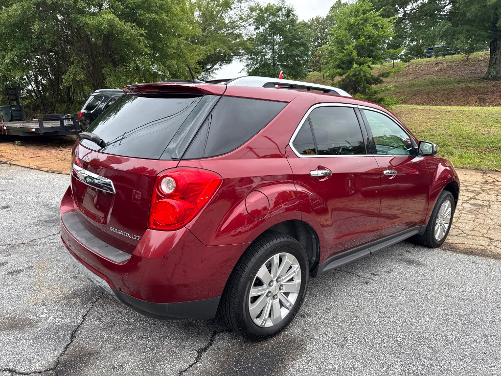 2010 Chevrolet Equinox LTZ photo