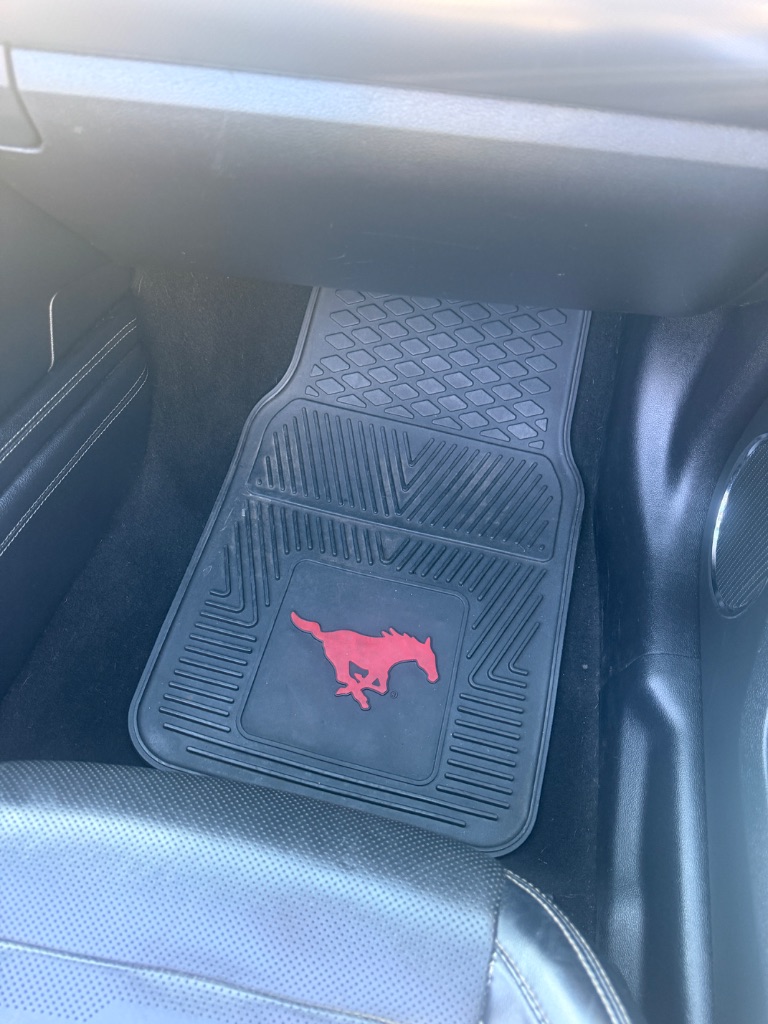 2019 Ford Mustang - $18,995