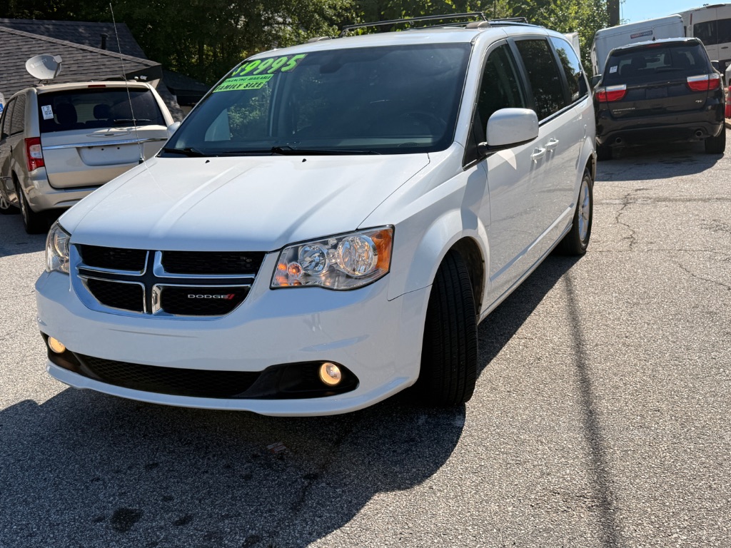 2019 Dodge Grand Caravan - $9,995