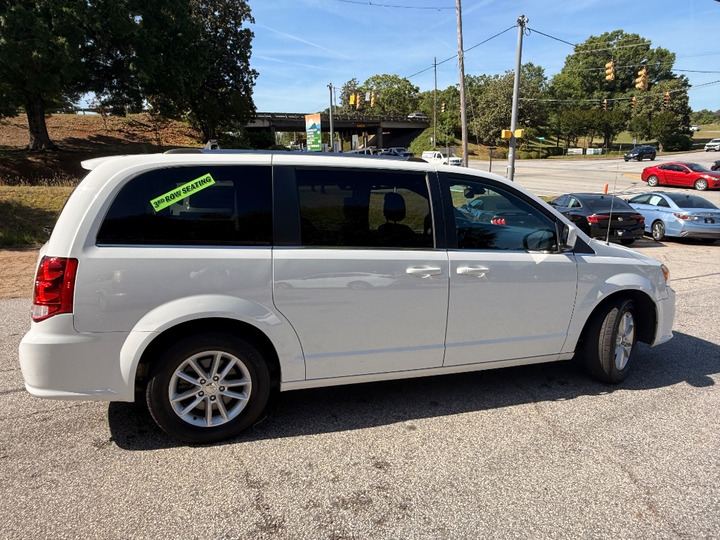 2019 Dodge Grand Caravan - $9,995